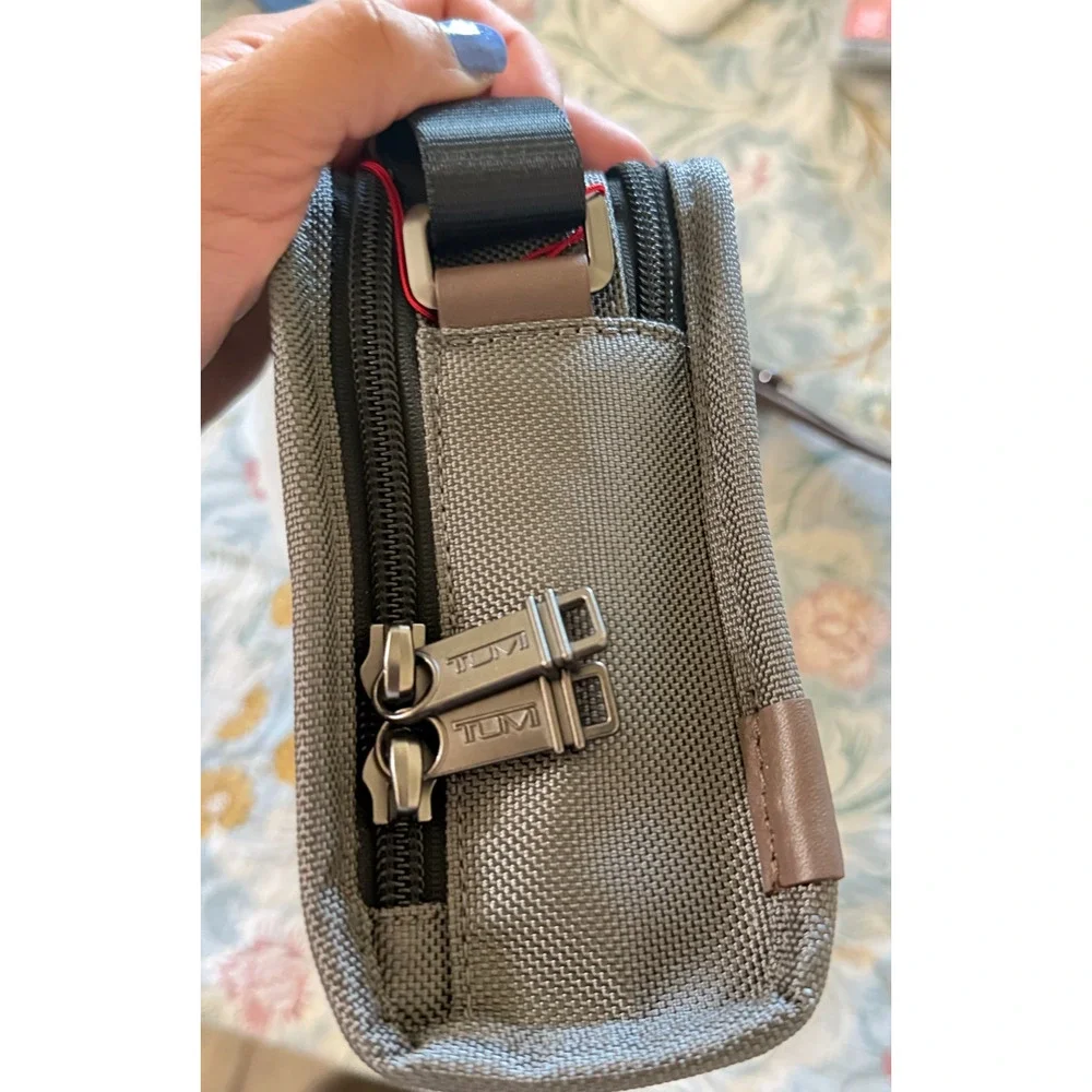NEW Tumi GEN 4.3 EAST WEST 9.0” Sling Crossbody - CASTLEROCK GRAY & BROWN